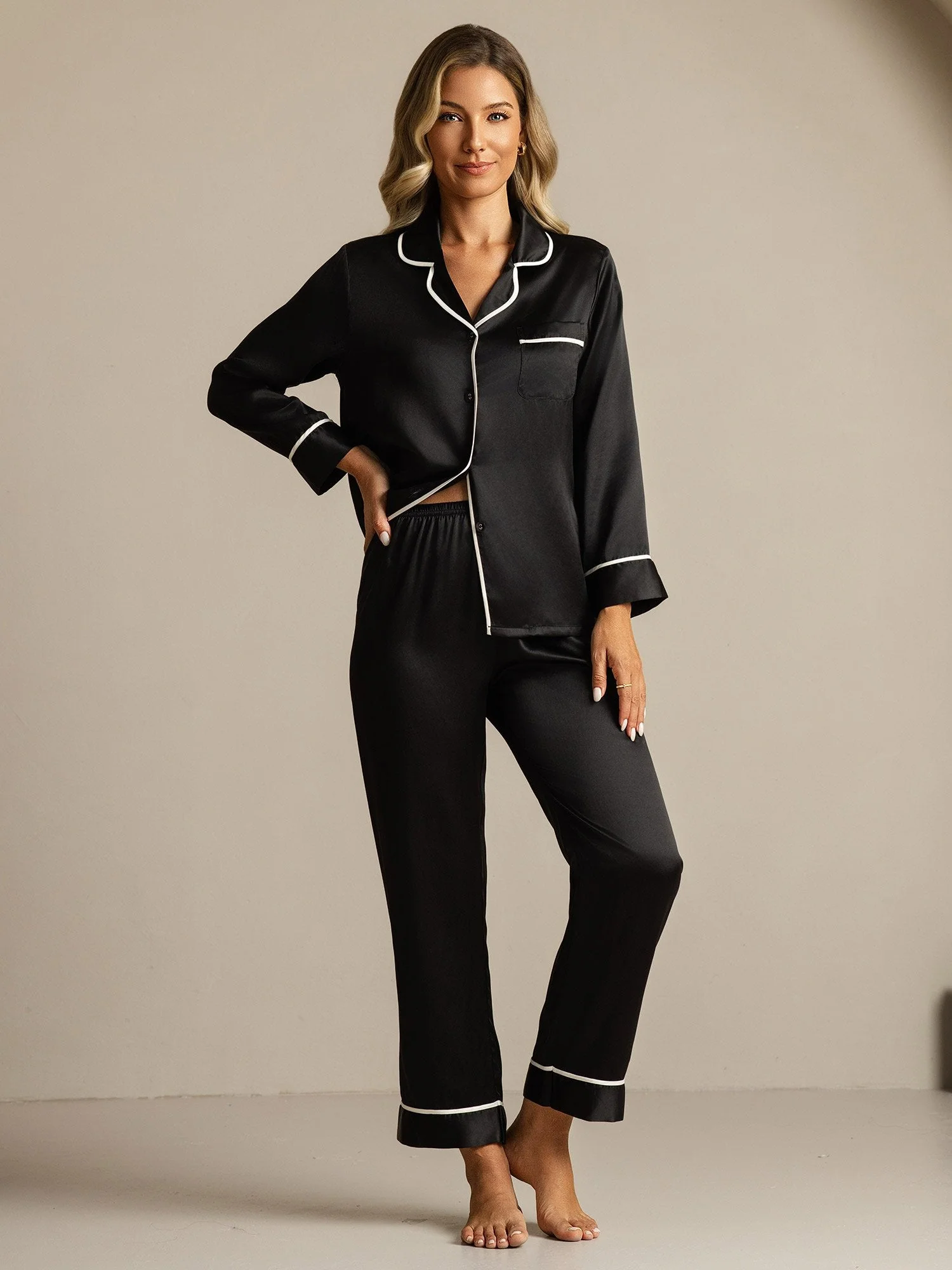 100% Moerbeizijde Klassieke Pyjama Set - Image 32