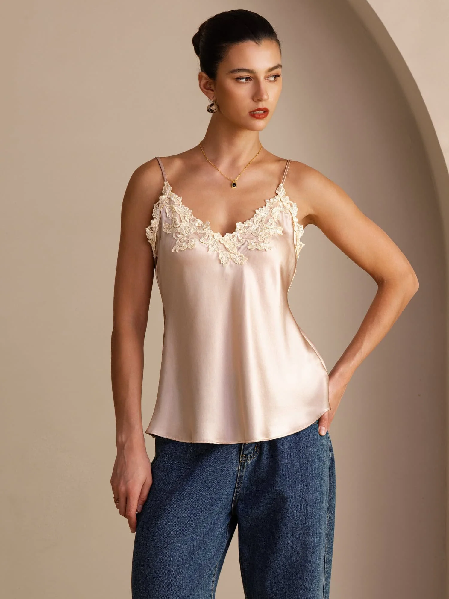 100 Procent Moerbeizijde Spaghetti Bandjes V Hals Kant Camisole Top - Image 14