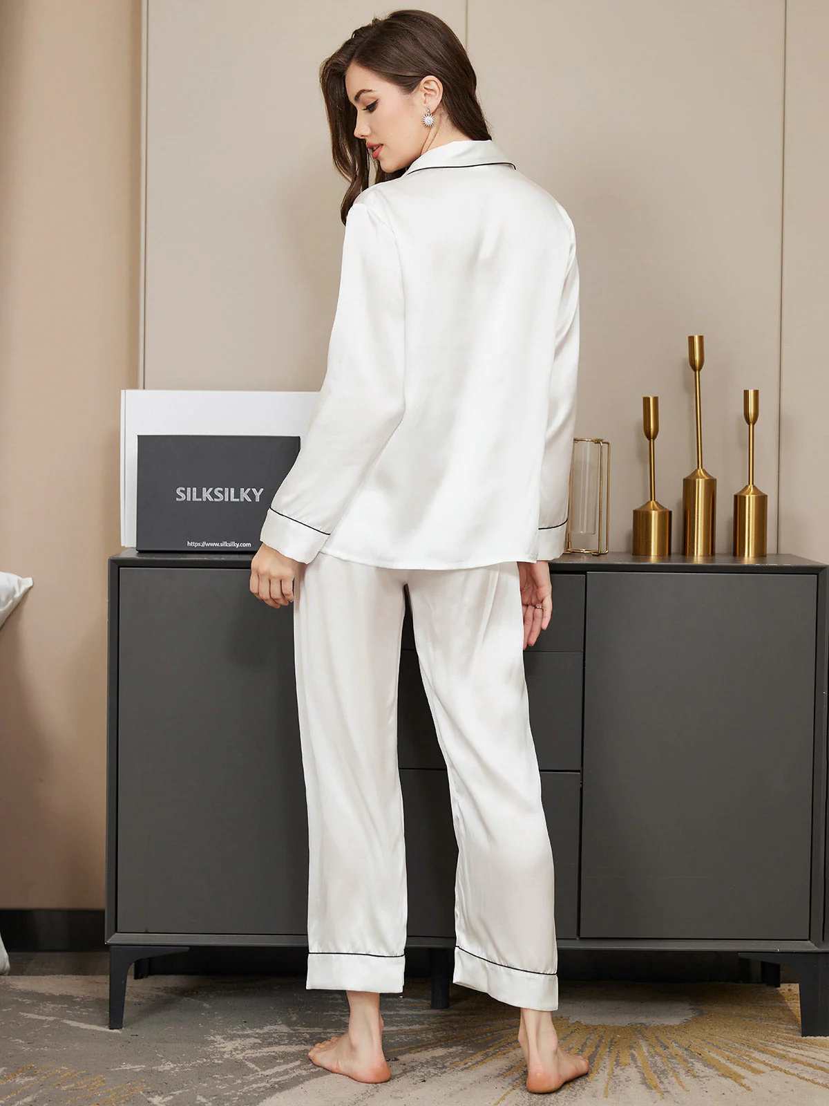 Binding Trim Klassiek Moerbei Zijde Pyjama Set - Image 23