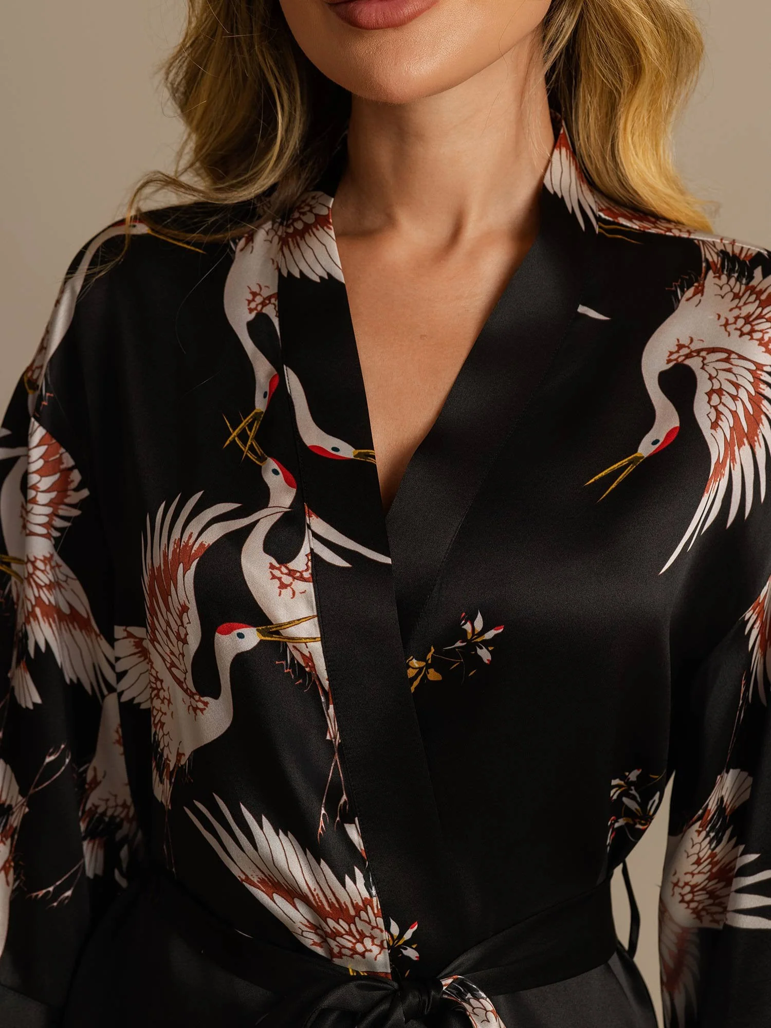 19Momme Pure Zijde Kraanvogelprint Geknoopte Wikkel Kimono Robe voor Dames - Image 26