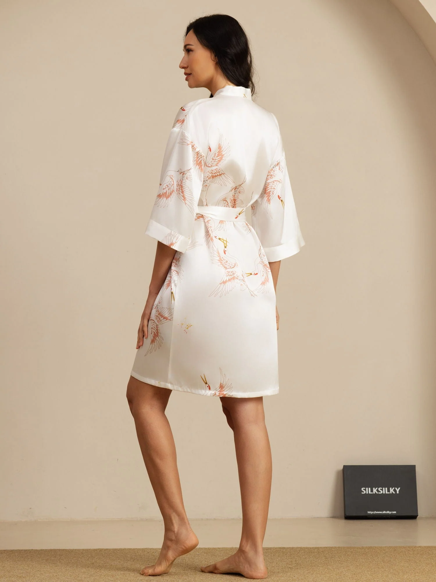 19Momme Pure Zijde Kraanvogelprint Geknoopte Wikkel Kimono Robe voor Dames - Image 45