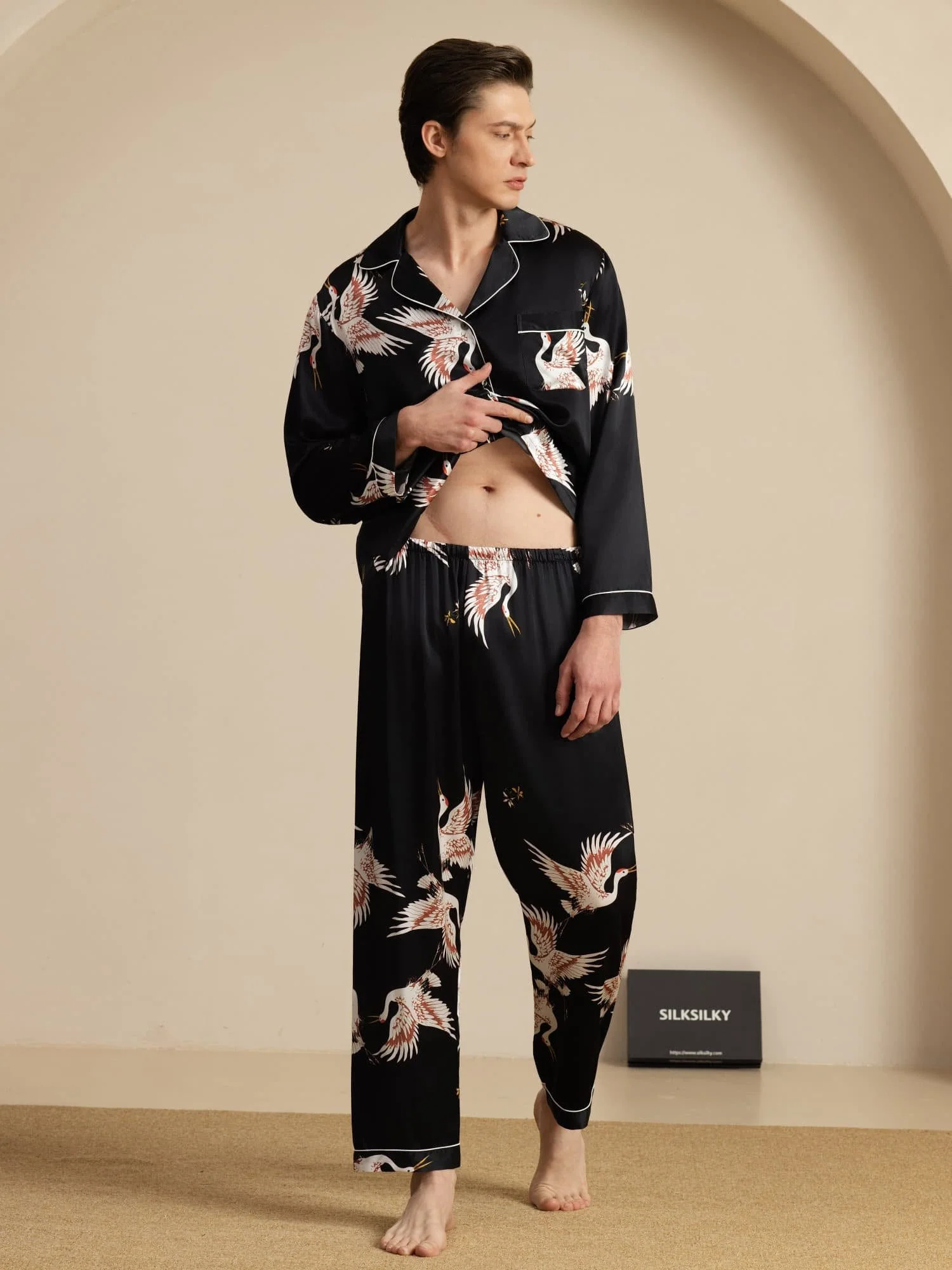 19Momme Pure Zijde Heren Kraanvogelprint Langemouw Notch Kraag Pyjama Set - Image 16