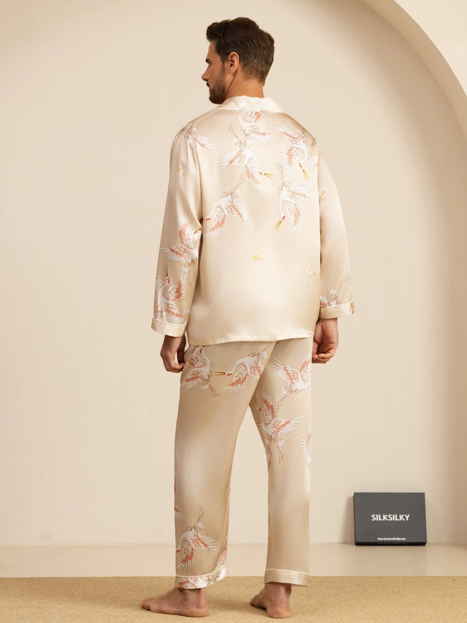 19Momme Pure Zijde Heren Kraanvogelprint Langemouw Notch Kraag Pyjama Set - Image 26