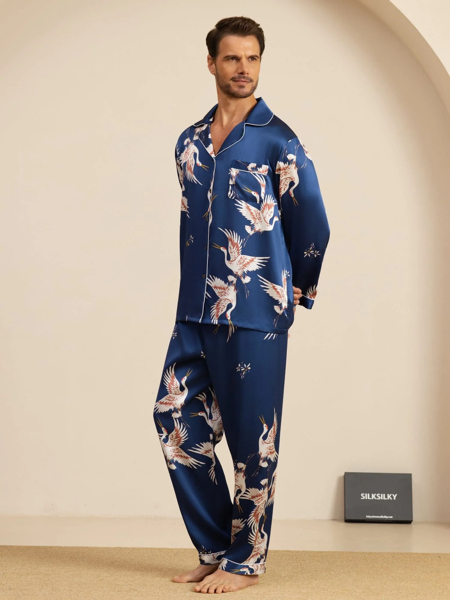 19Momme Pure Zijde Heren Kraanvogelprint Langemouw Notch Kraag Pyjama Set - Image 5