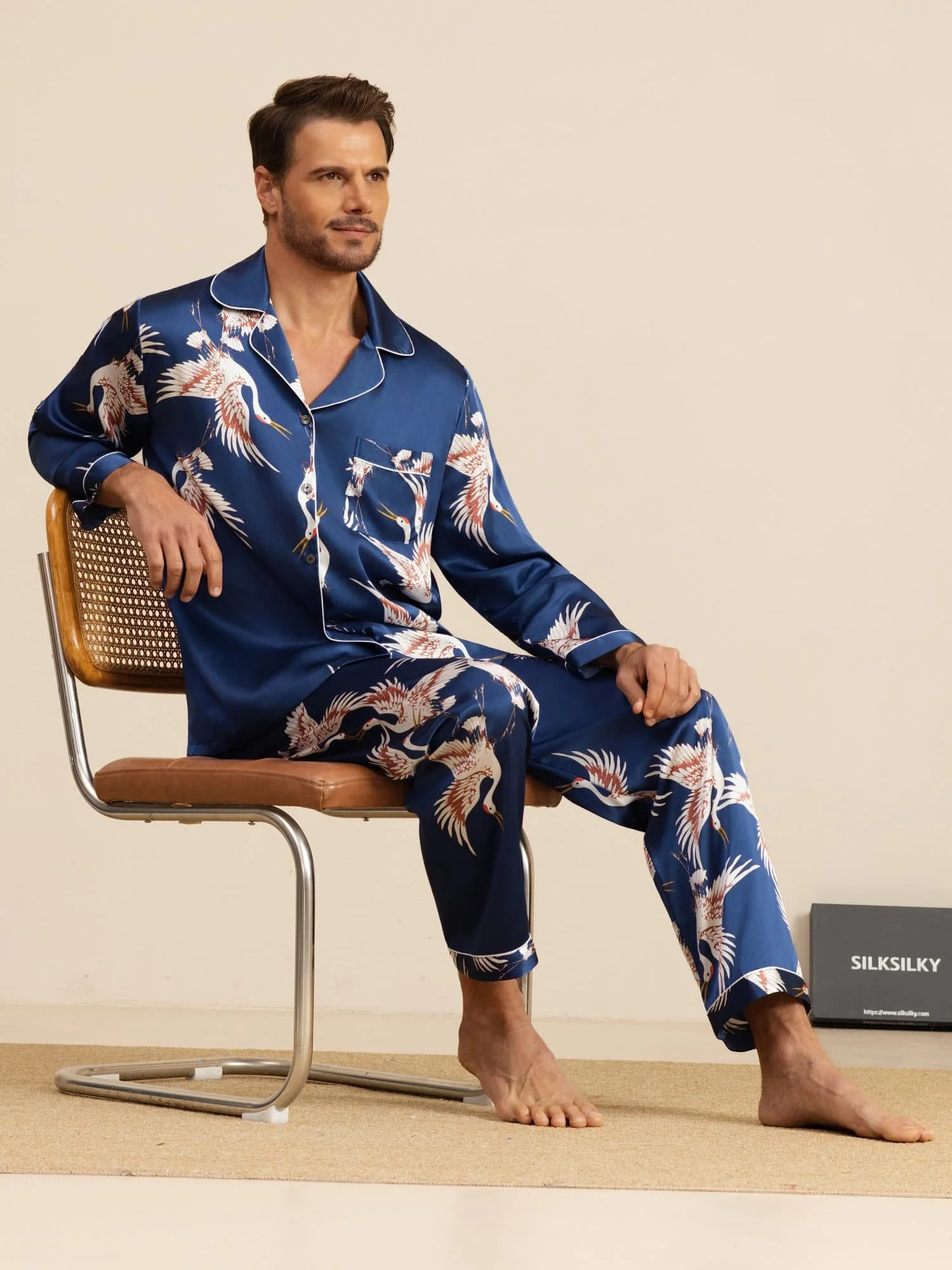 19Momme Pure Zijde Heren Kraanvogelprint Langemouw Notch Kraag Pyjama Set - Image 8
