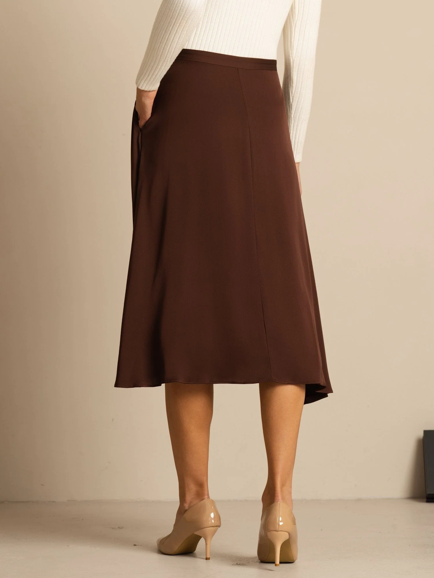 19Momme Zijden High Waist A-Lijn Geplooide Midi Rok met Zakken - Image 13