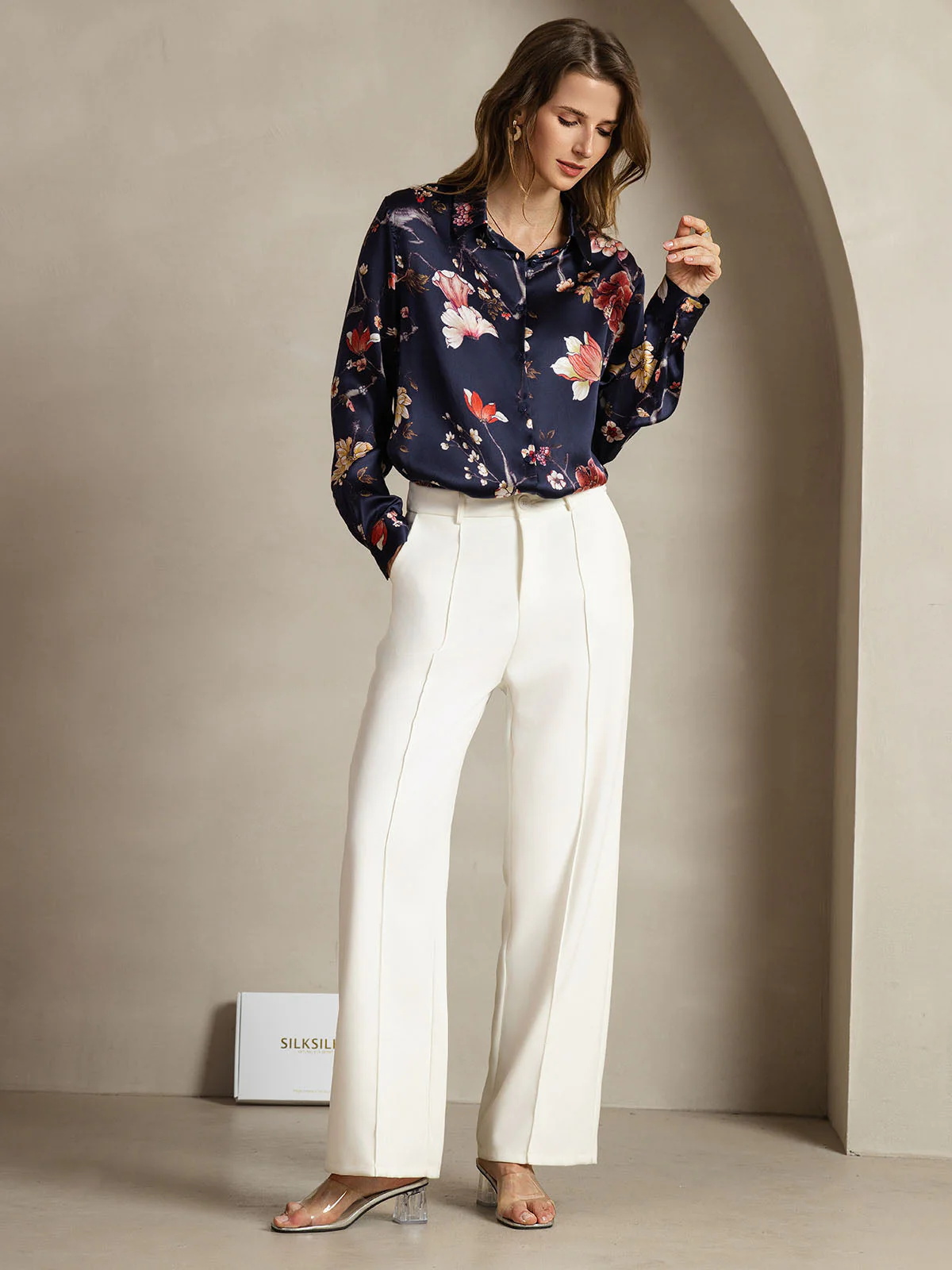 19Momme Zijde Marine Bloemenprint Lange Mouwen Reverskraag Dames Blouse - Image 6