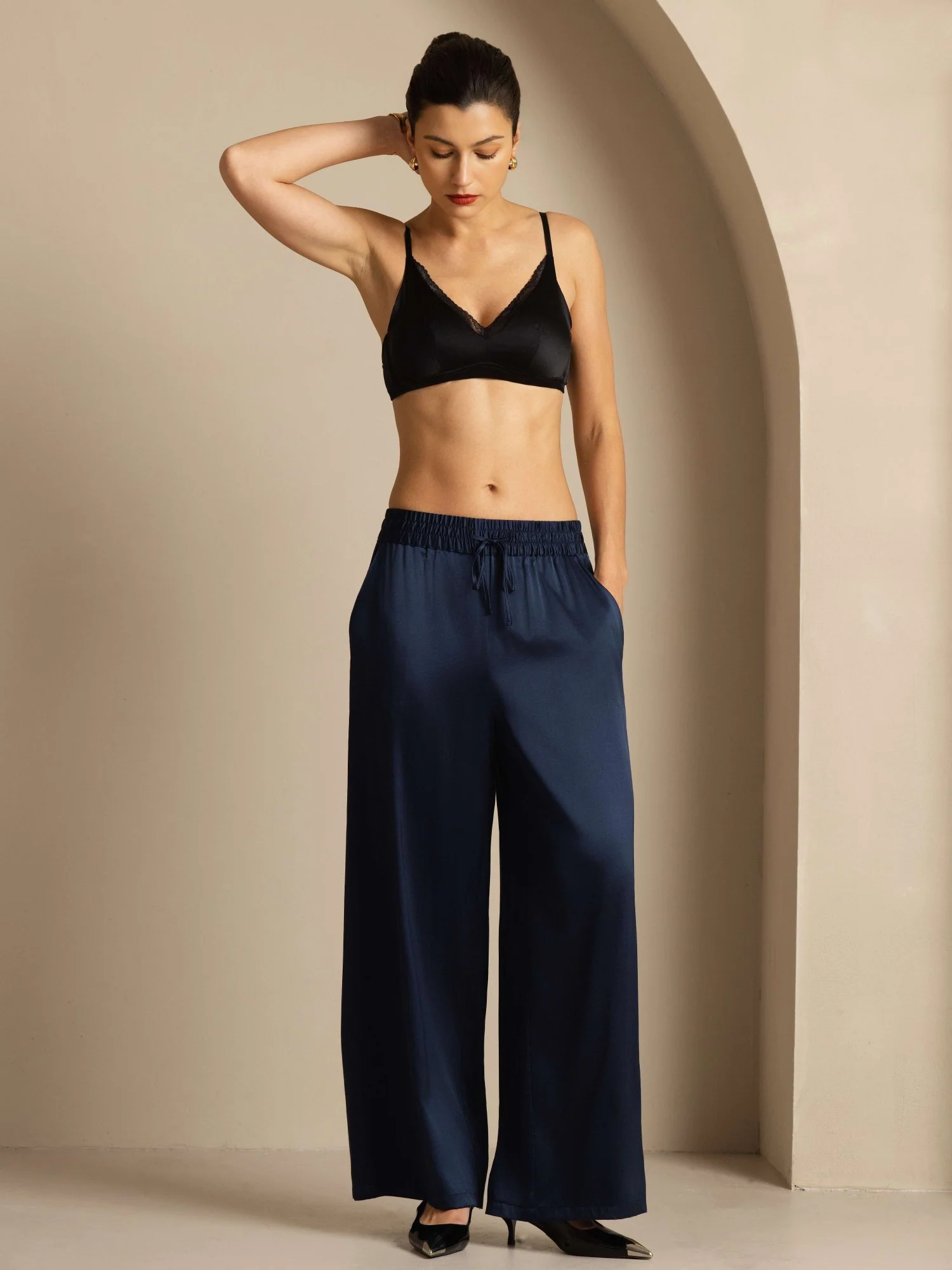 19Momme Zijde Dames High-Waist Wijde Pijp Broek met Gesmokte Trekkoord Taille - Image 21