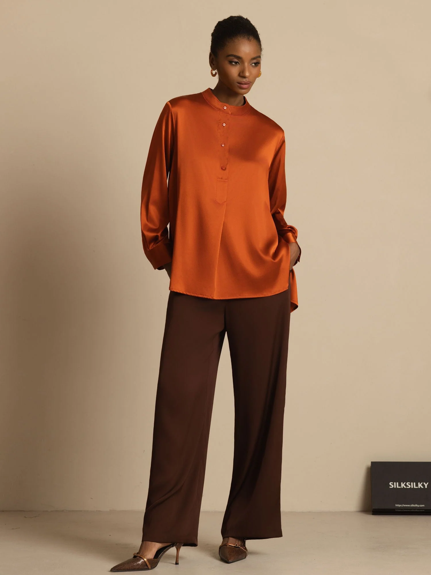 19Momme zijden dames Stand Collar High-Low blouse met knoopdetails - Image 14