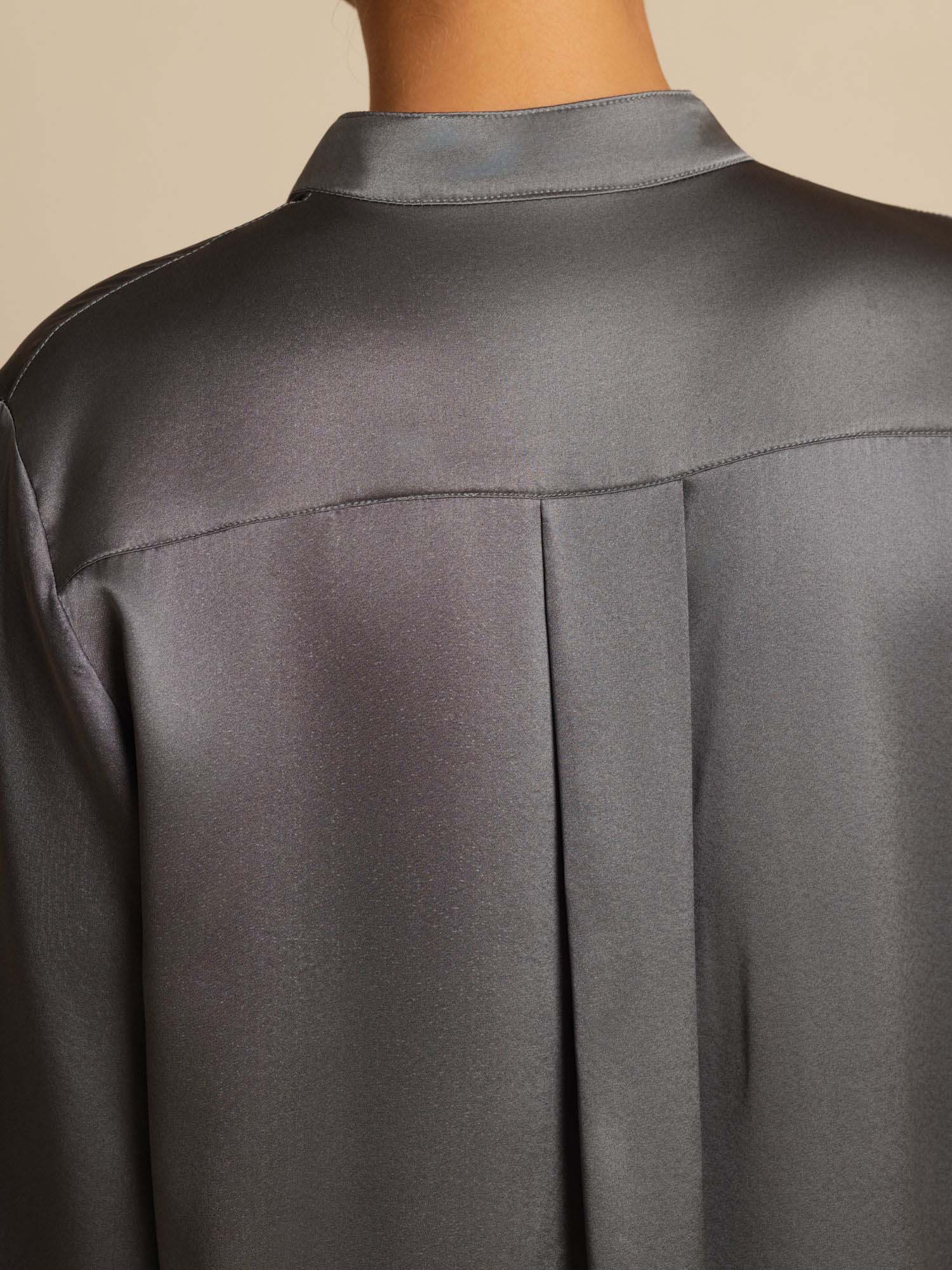 19Momme zijden dames Stand Collar High-Low blouse met knoopdetails - Image 29