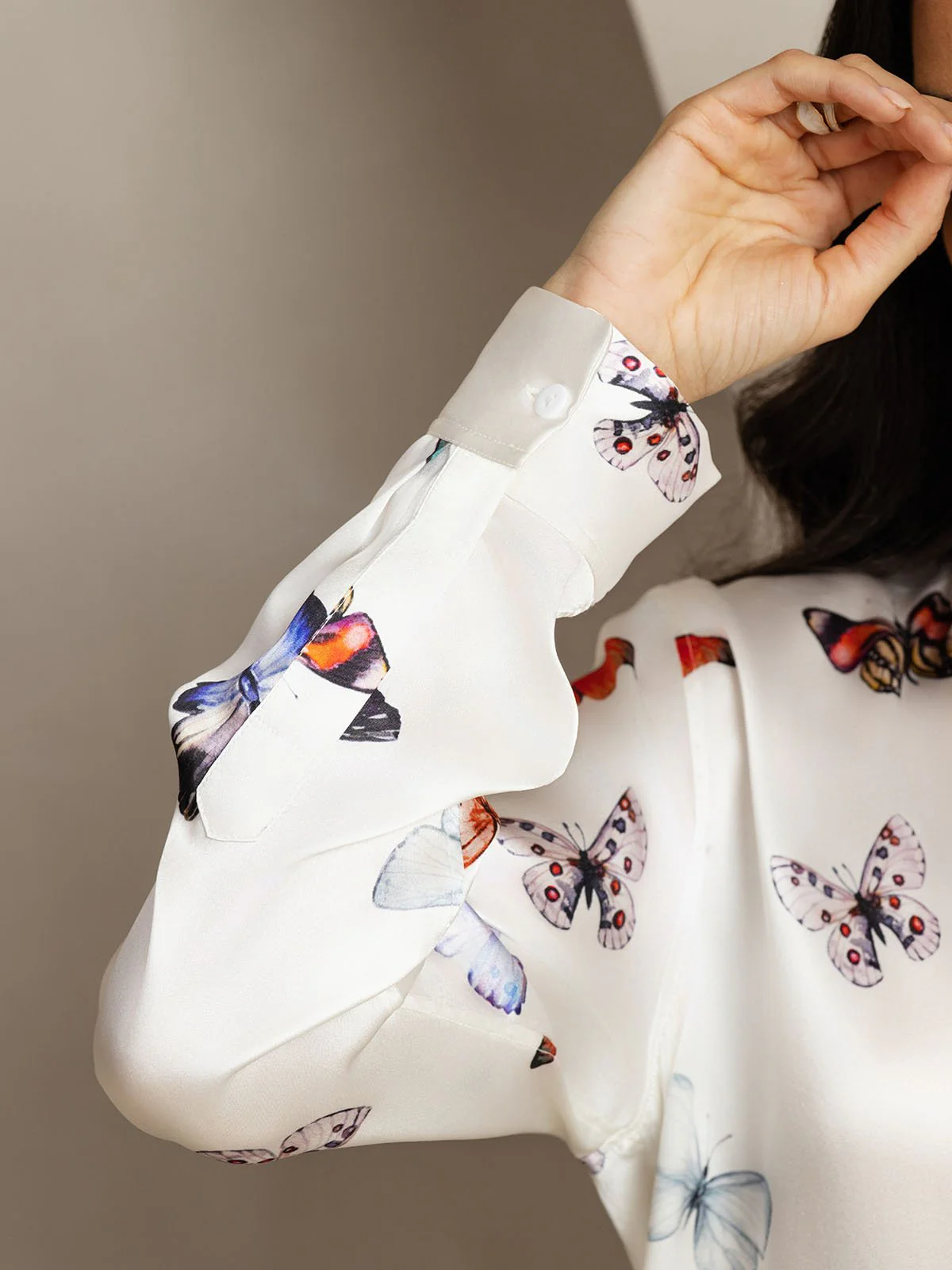 19Momme Dames Zijde Witte Vlinderprint Knopen Overhemd En Wijde Broek Set - Image 6