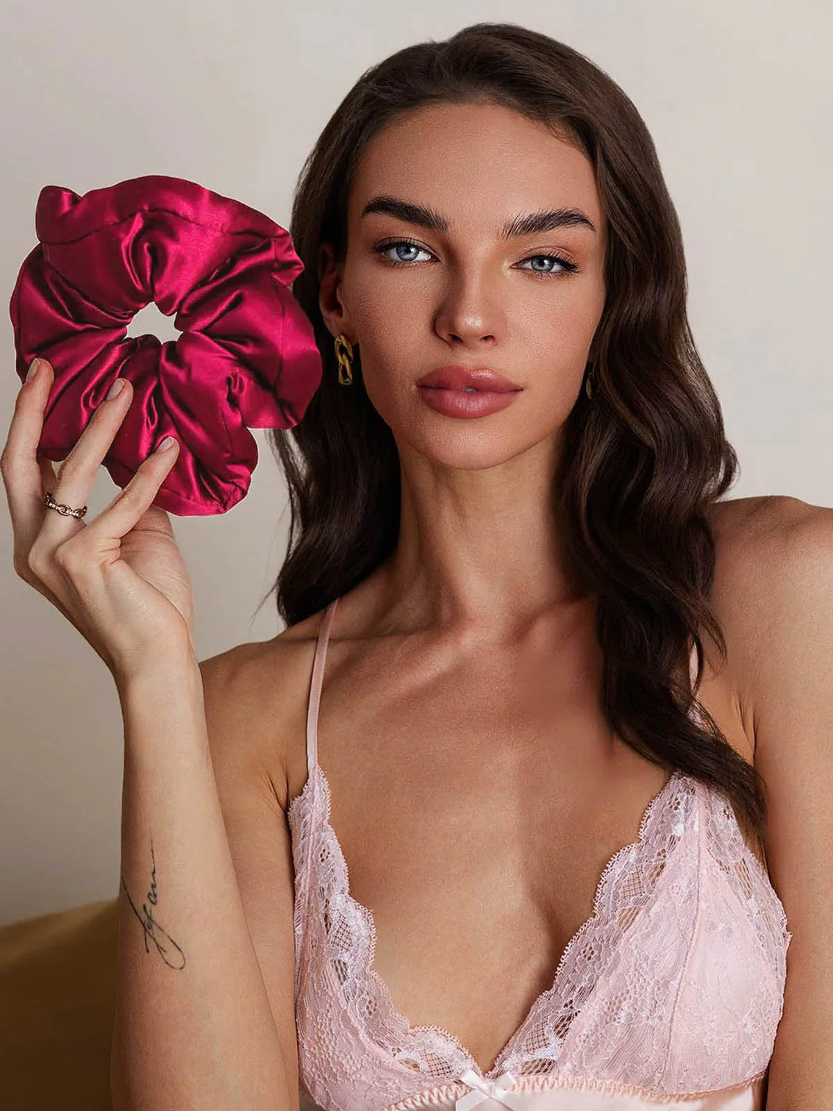 Pure Zijde Zachte Oversized Haar Scrunchie - 8cm - Image 3