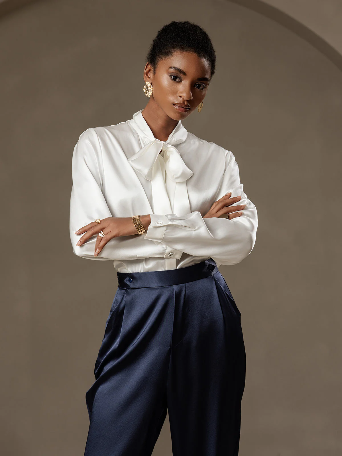 19Momme Modevolle zijden pantalon in carrotmodel - Image 3