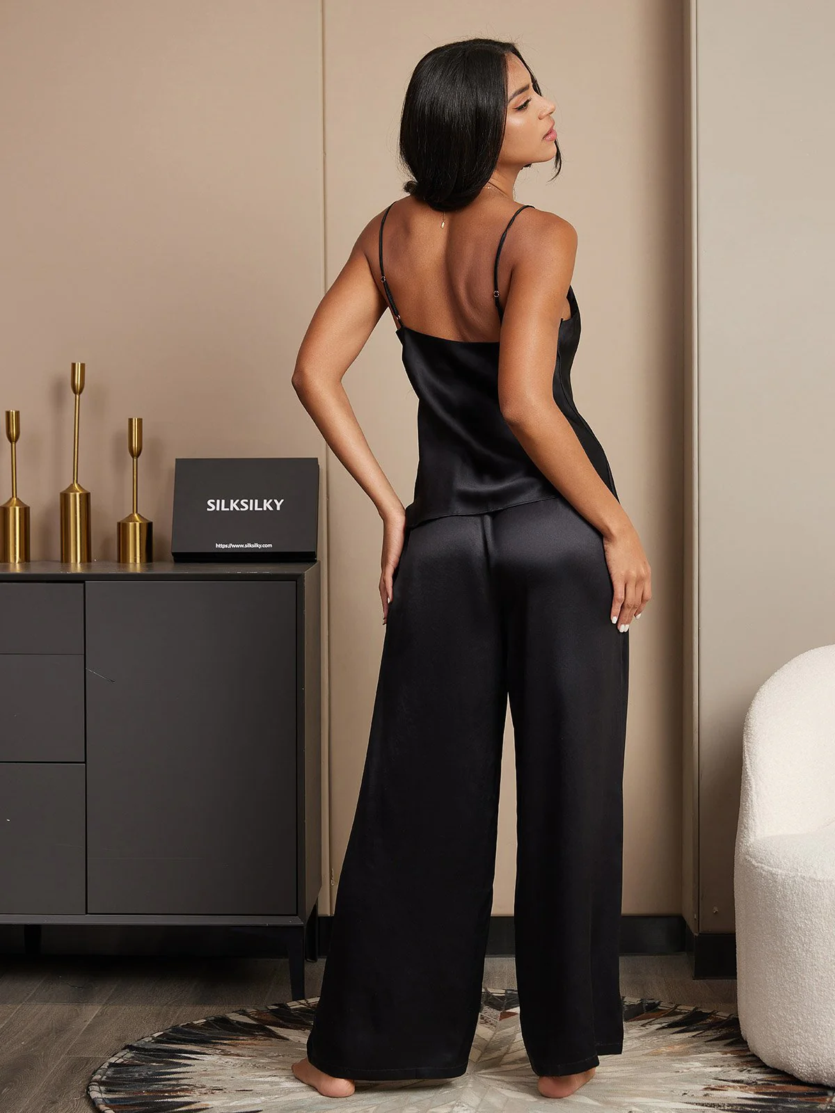 Pyjama set van pure zijde met cami en wijde pijpen broek - Image 11