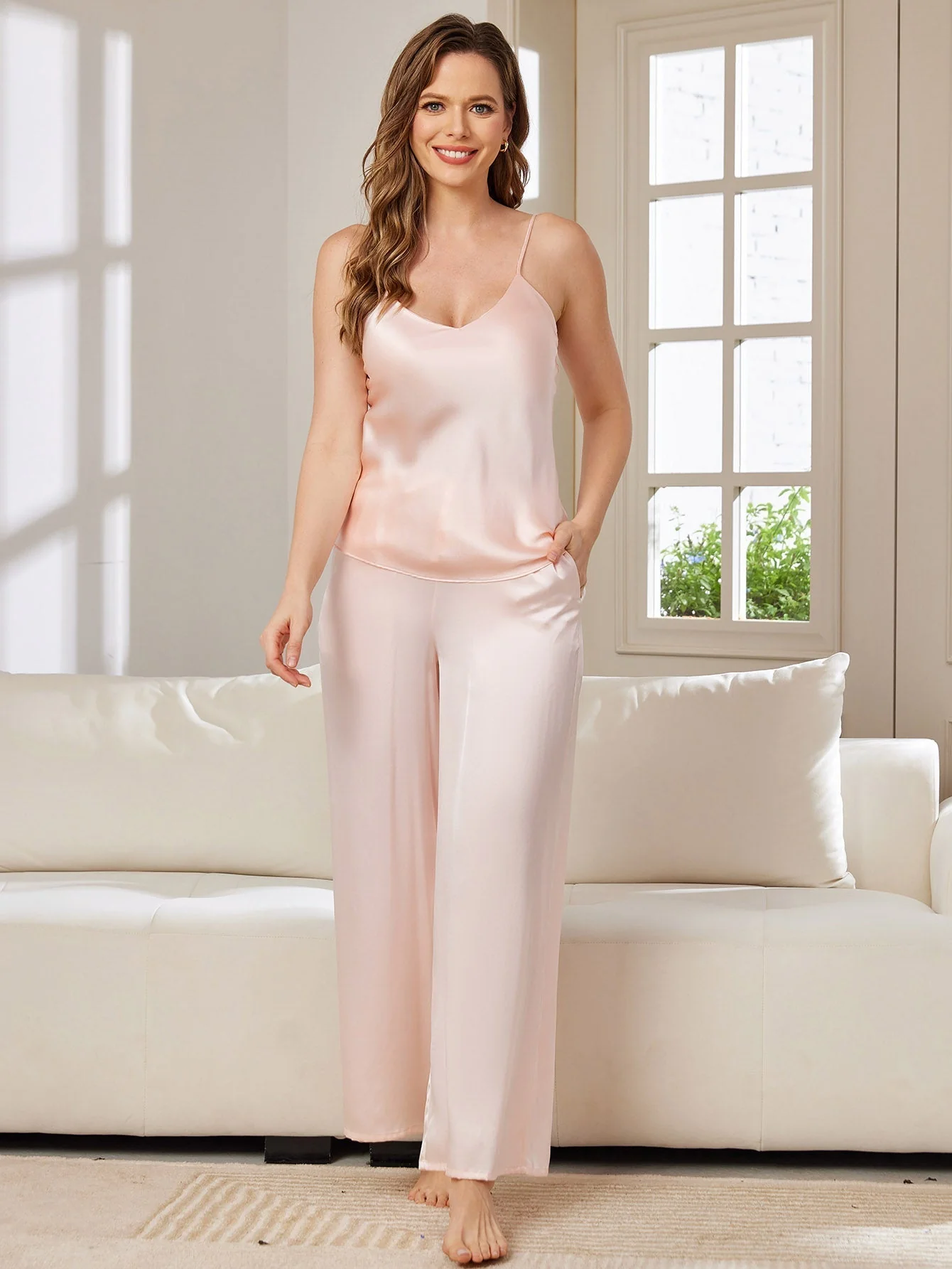 Pyjama set van pure zijde met cami en wijde pijpen broek - Image 36