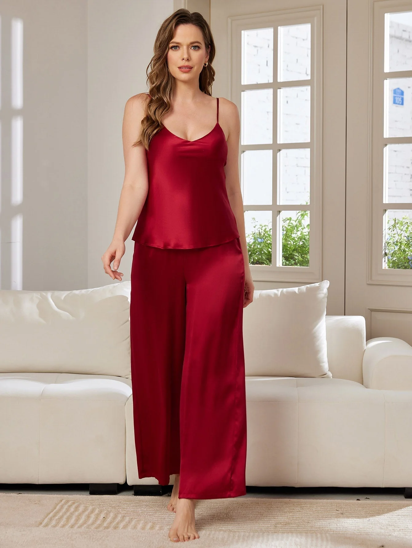Pyjama set van pure zijde met cami en wijde pijpen broek - Image 41