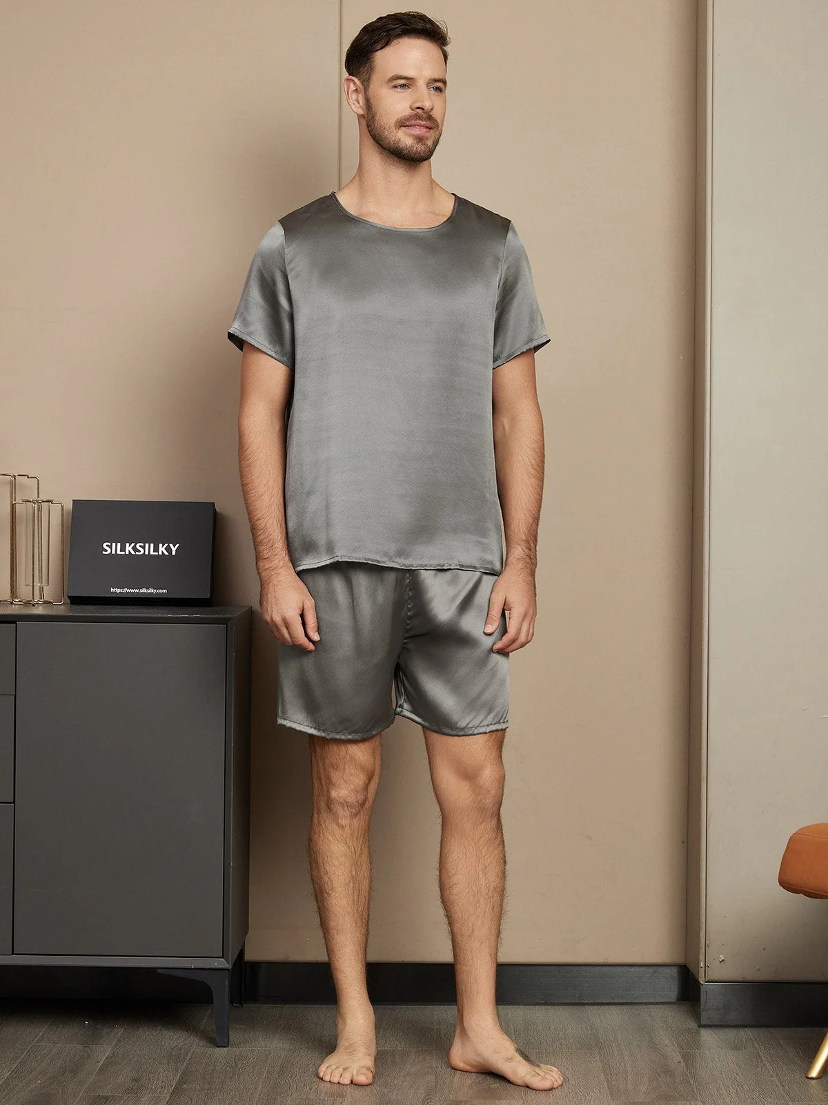 Herenpyjama Set Van Pure Zijde Met Korte Mouwen Ronde Hals En Shorts - Image 11