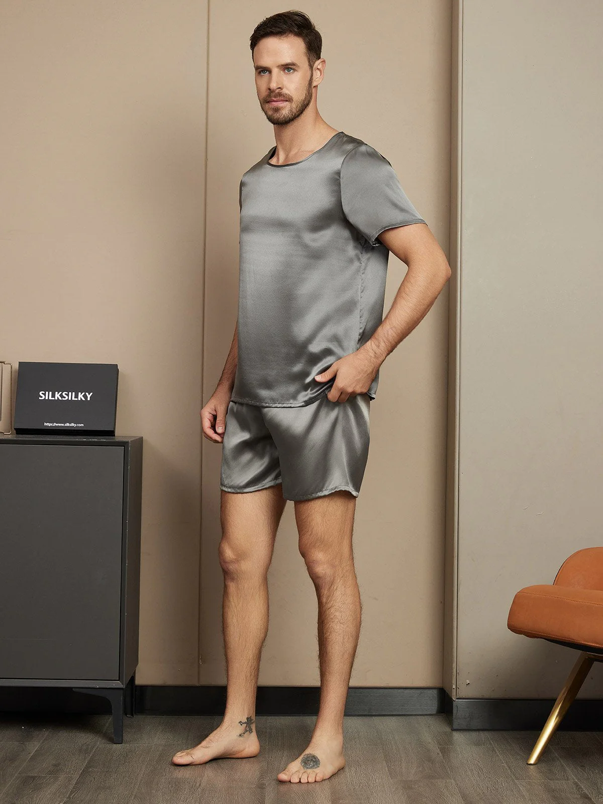 Herenpyjama Set Van Pure Zijde Met Korte Mouwen Ronde Hals En Shorts - Image 13