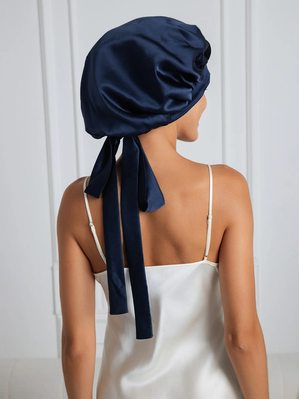 Elegante slaapmuts van pure zijde met lange linten - Image 13