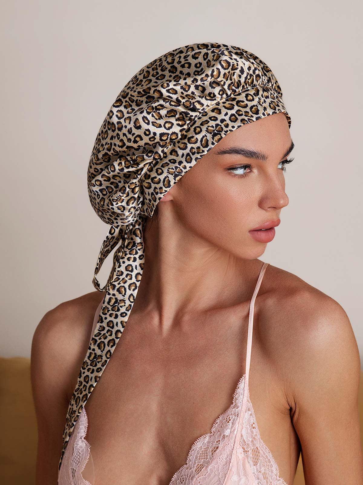 Elegante slaapmuts van pure zijde met lange linten - Image 31
