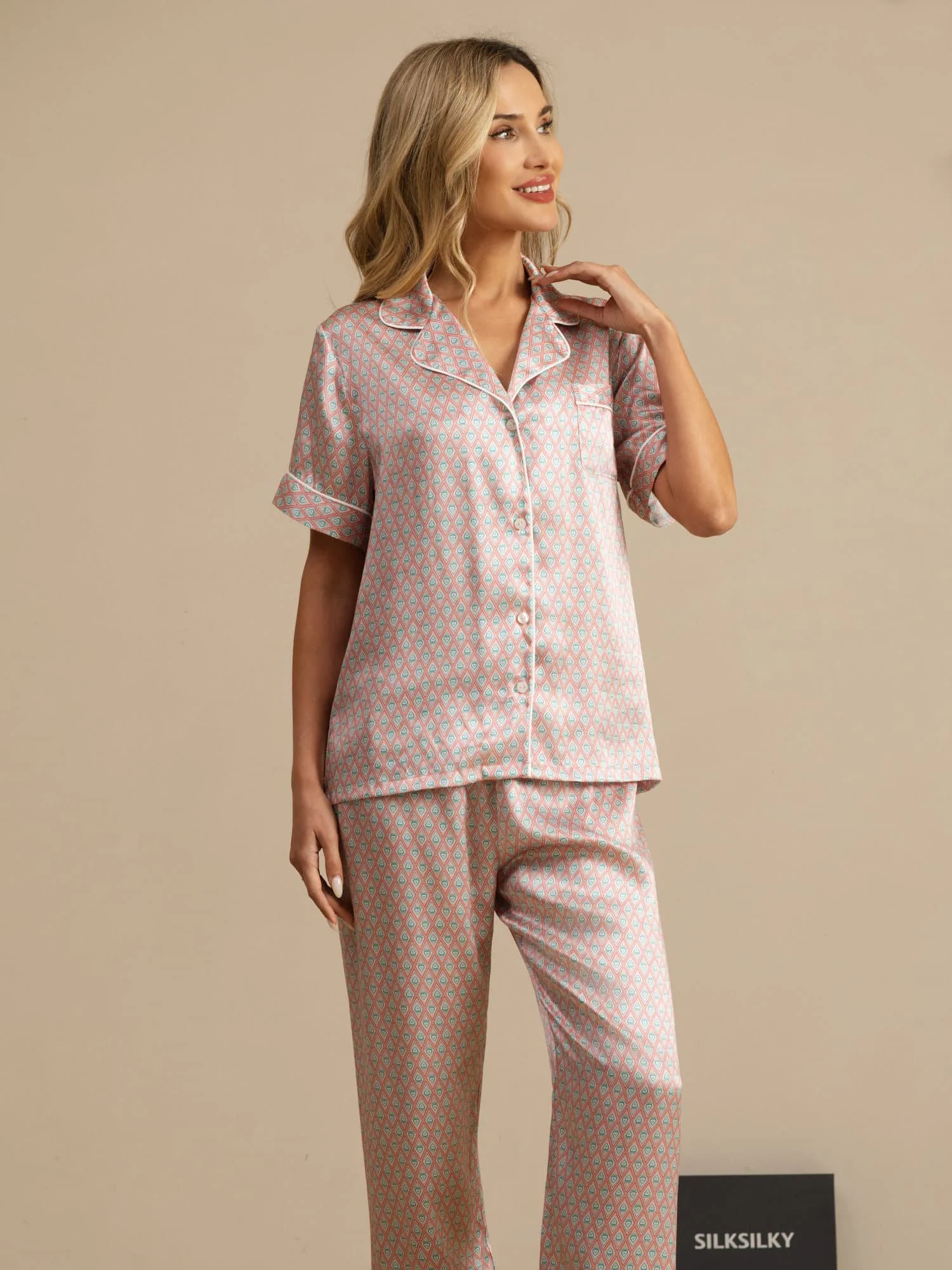 Pyjamaset Van Pure Zijde Met Geometrische Print Korte Mouwen Reverskraag Voor Dames Met Broek - Image 8