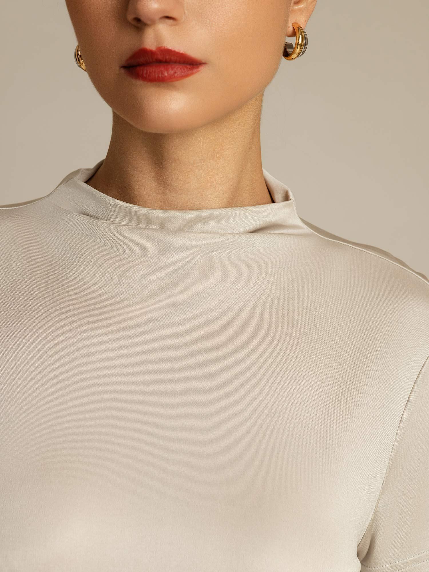 Dames T-Shirt Van Pure Zijde Met Korte Mouwen En Mockkraag - Image 44