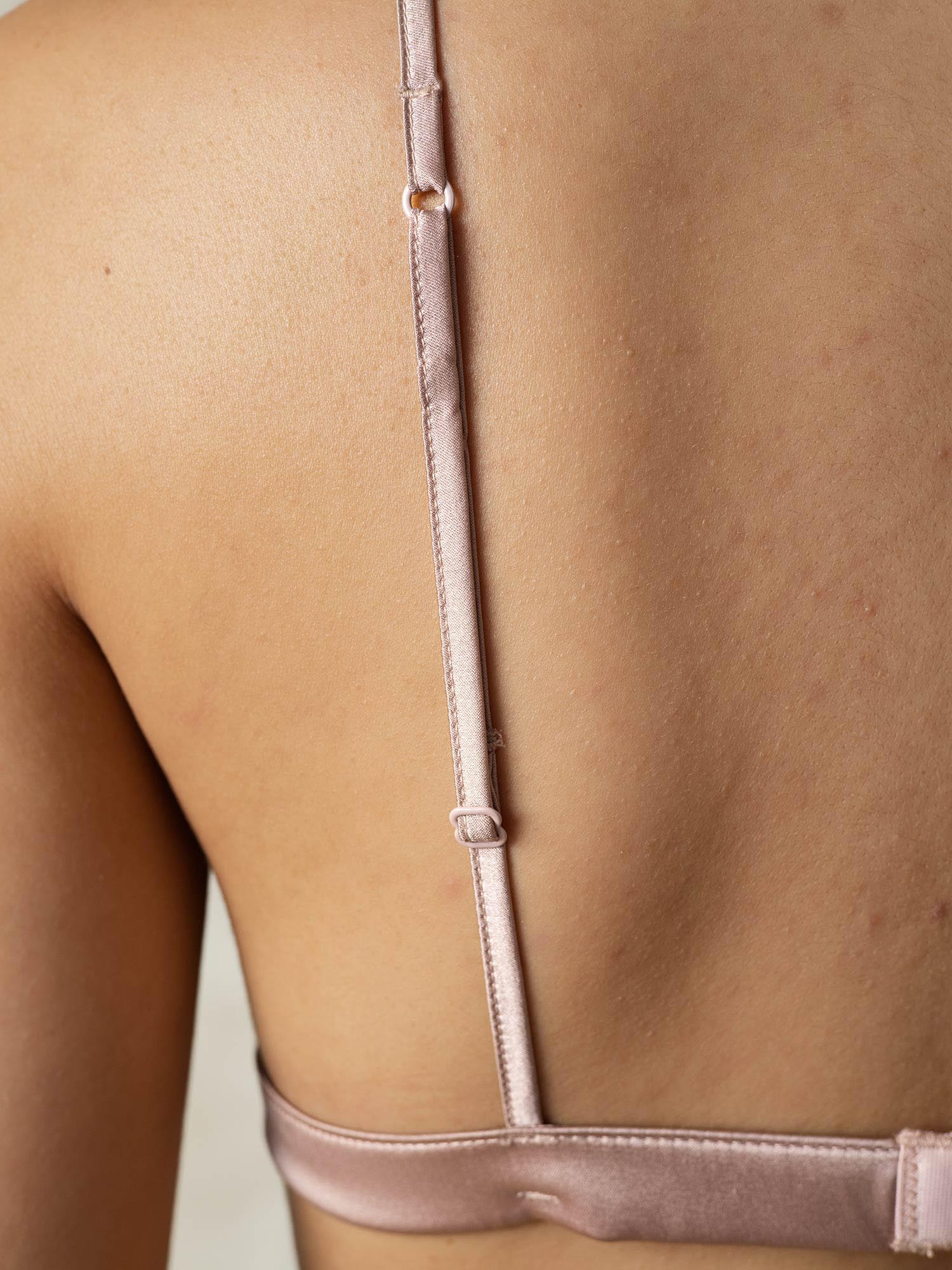Zijde Jersey Draadloze Sexy Beha (Ondergoed niet inbegrepen) - Image 24