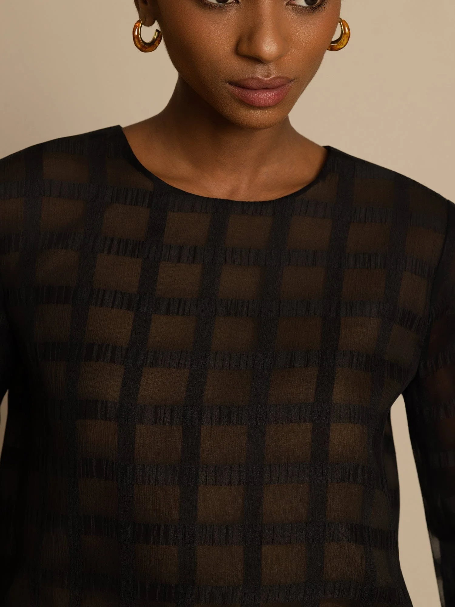 Pure Zijde Dames Lange Mouwen Getextureerd Raster Korte Blouse Met Achterstrik - Image 4