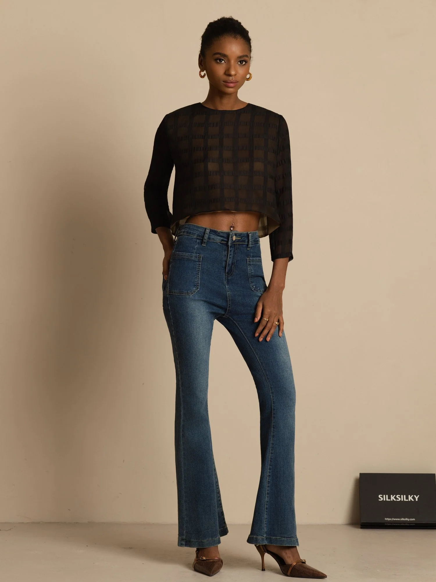 Pure Zijde Dames Lange Mouwen Getextureerd Raster Korte Blouse Met Achterstrik - Image 6