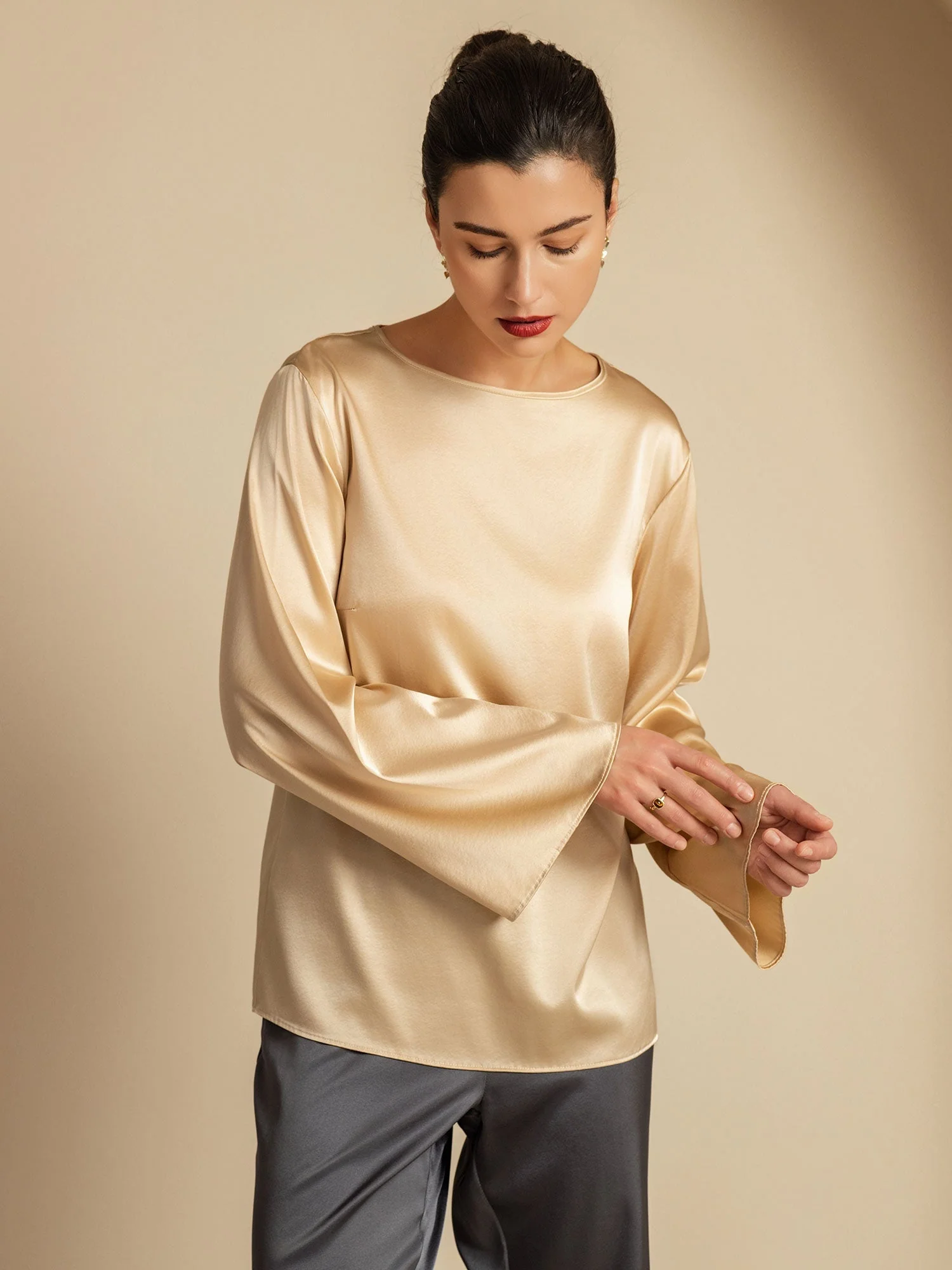 19Momme Zijde Relaxed Lange Mouwen Blouse - Image 18