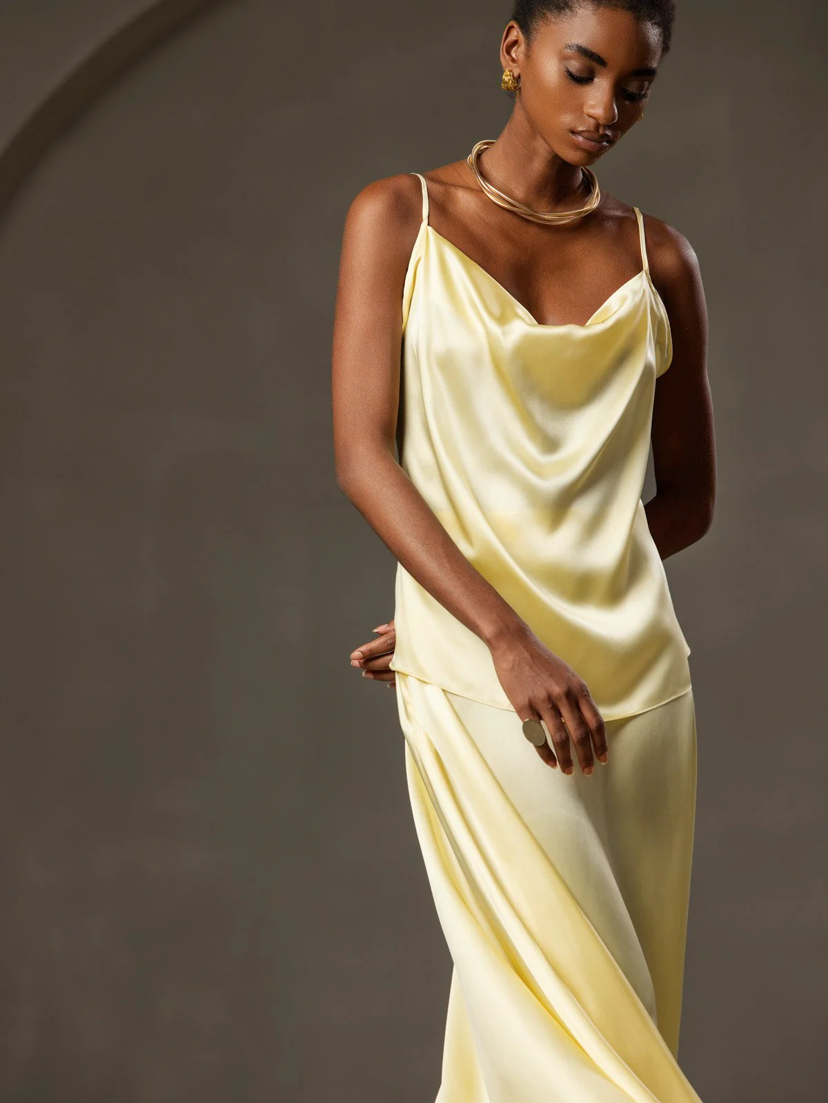 19Momme Zijde Watervalhals Spaghettibandjes Camisole Top - Image 62