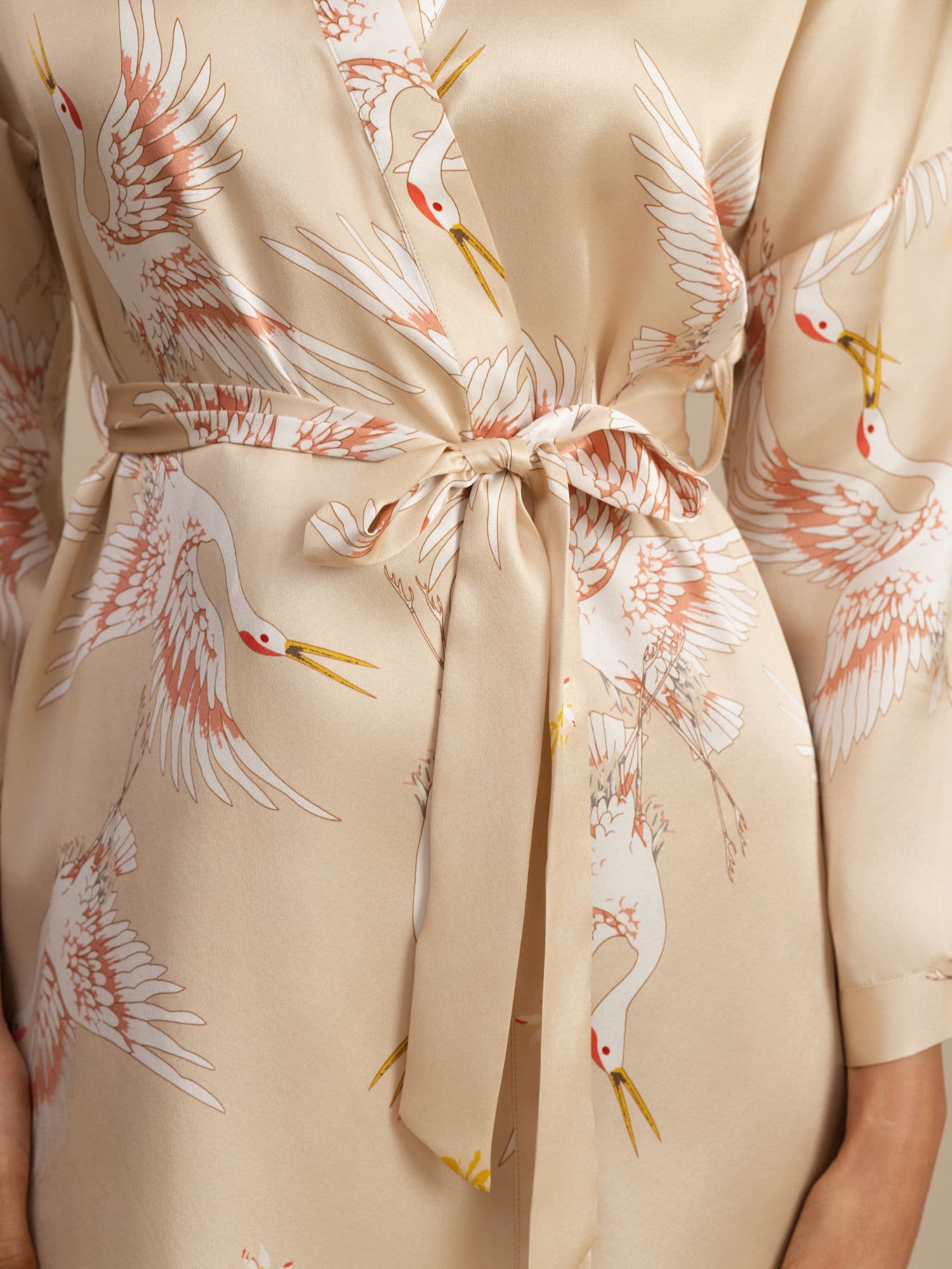 19Momme Dames Korte Kimono Robe Van Pure Zijde Met Kraanvogelprint 3/4 Mouwen - Image 44