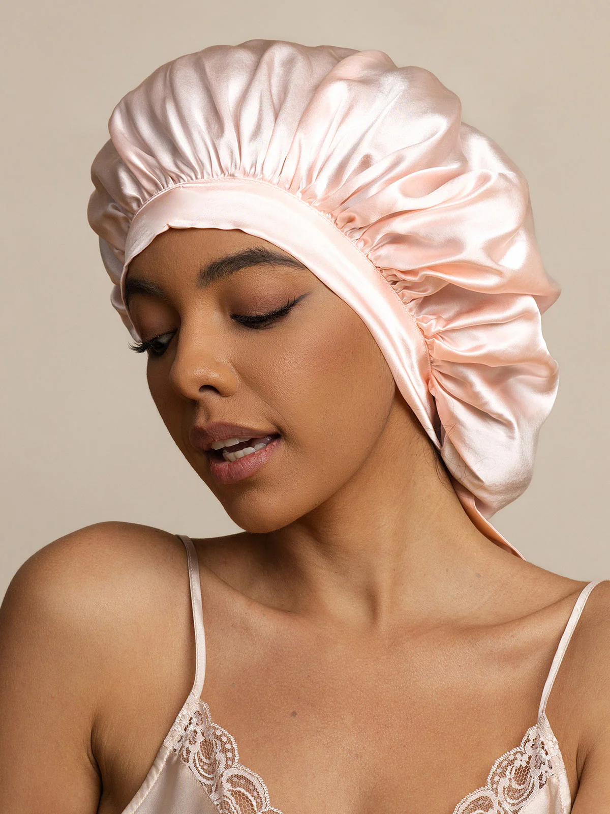 Dames Bonnet van 100% Moerbeizijde met Lange Lintjes - Image 20